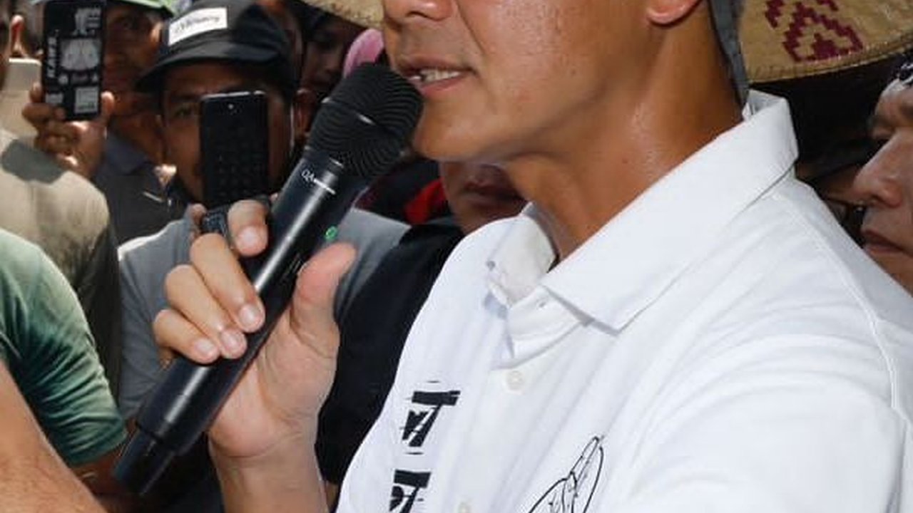 Sekjen PDIP Bandingkan Perbedaan Mencolok Blusukan Ganjar dan Prabowo