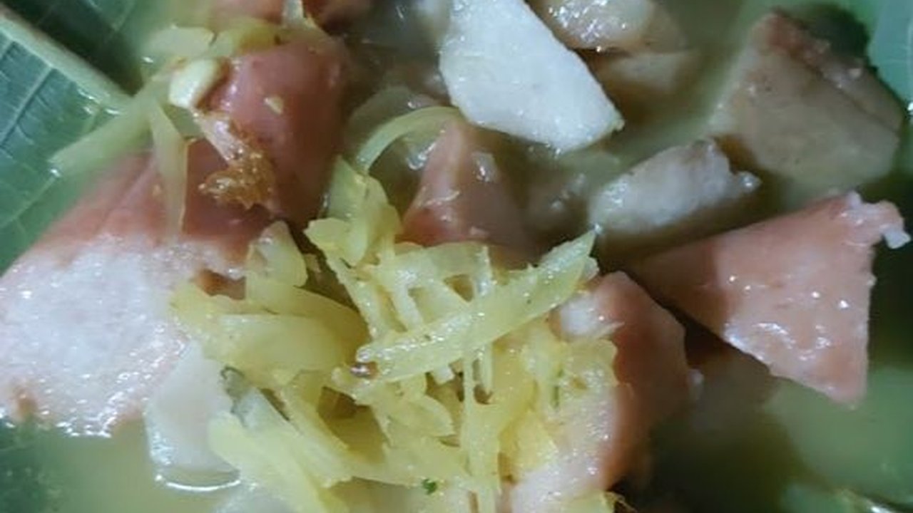 Mencicipi Lontong Sayur Harga Seribu Rupiah di Lamongan, Hanya Jualan Dua Hari dalam Sepekan