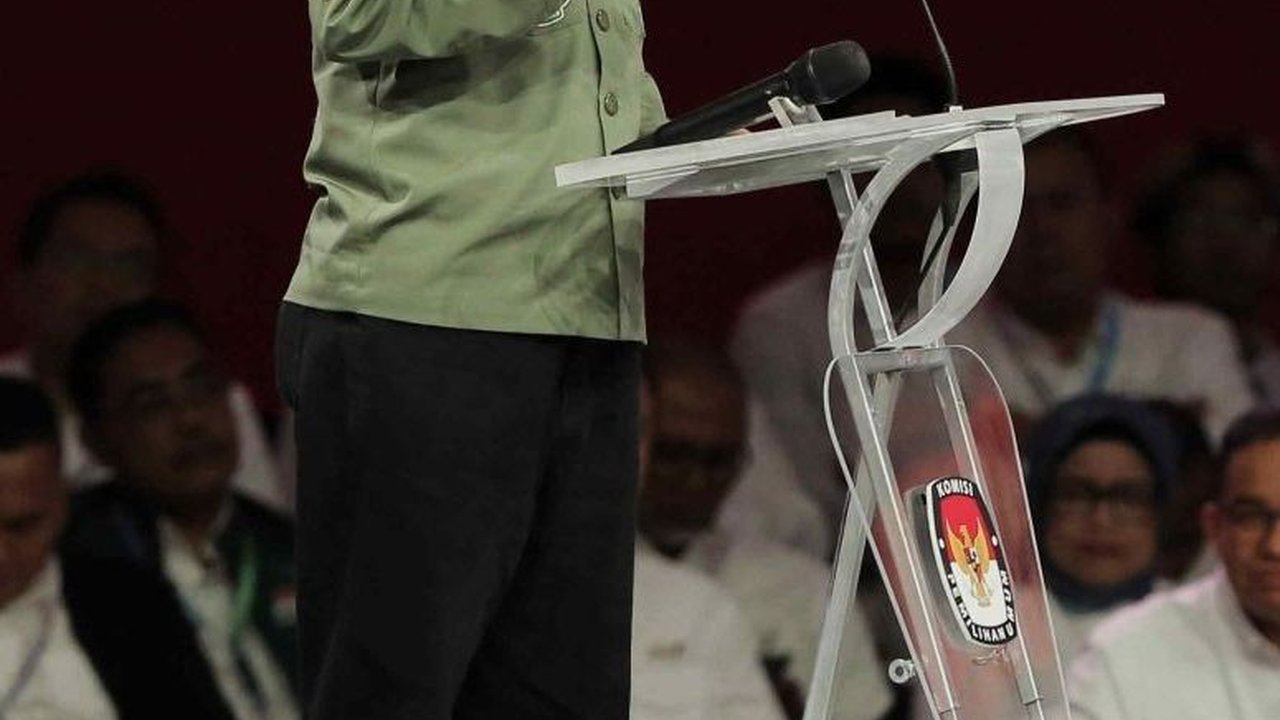 Ditanya Gibran di Debat, Mahfud MD sampai Geleng-Geleng Sebut ‘Gila Ini’