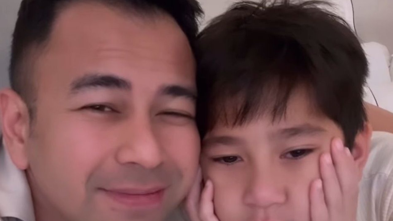 Momen Rafathar Nangis Ditinggal Raffi Nagita ke Italia Disorot, Netizen 'Kulkas 12 Pintu Bocor Juga'