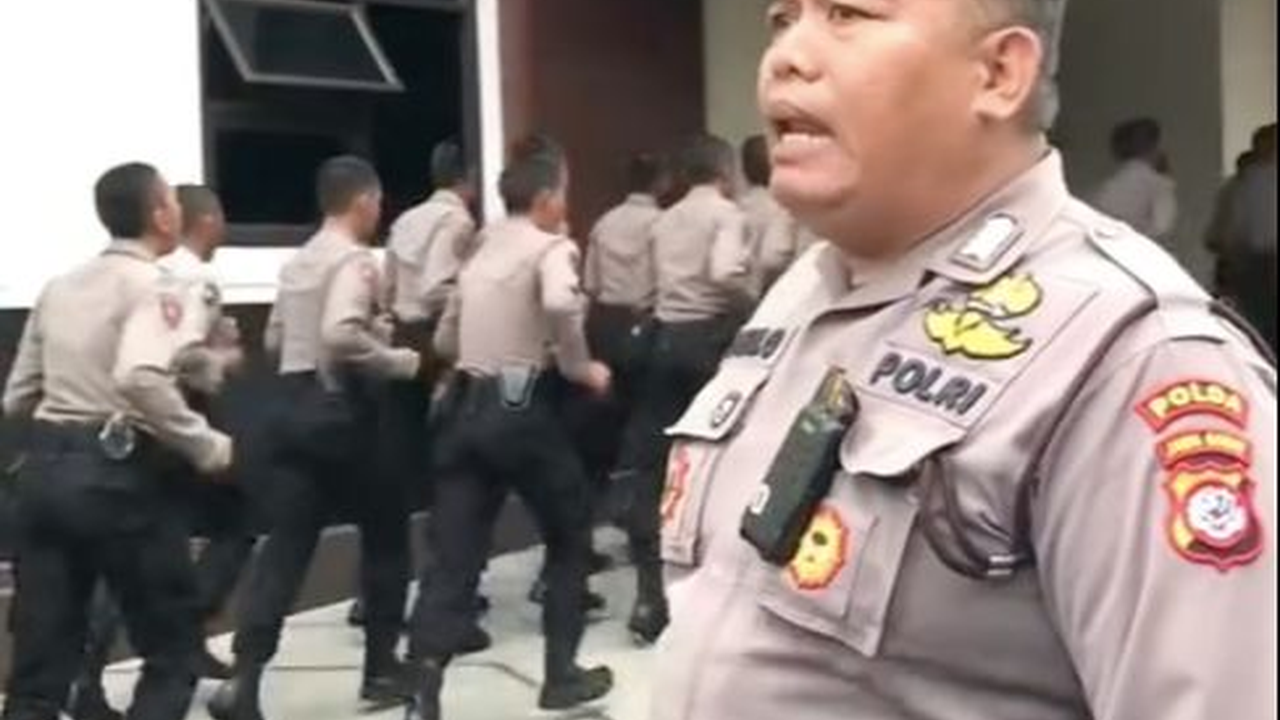 Sangar dan Tegas, Bripka Deni Selaku Senior Perintahkan Juniornya Untuk Lari di Polda Jabar 'Lagi Antagonis'