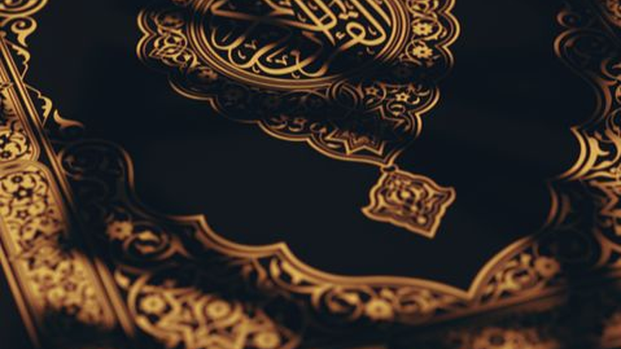 Doa Tahiyat Akhir Latin dan Artinya, Perhatikan Lafal yang Benar