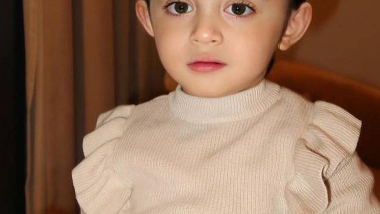 Dijuluki Sebagai Versi 'Travel Size' dari Syifa Hadju, Ini 8 Potret Baby Guzel, Anak Ali Syakieb dan Margin, yang Cantik dan Menggemaskan