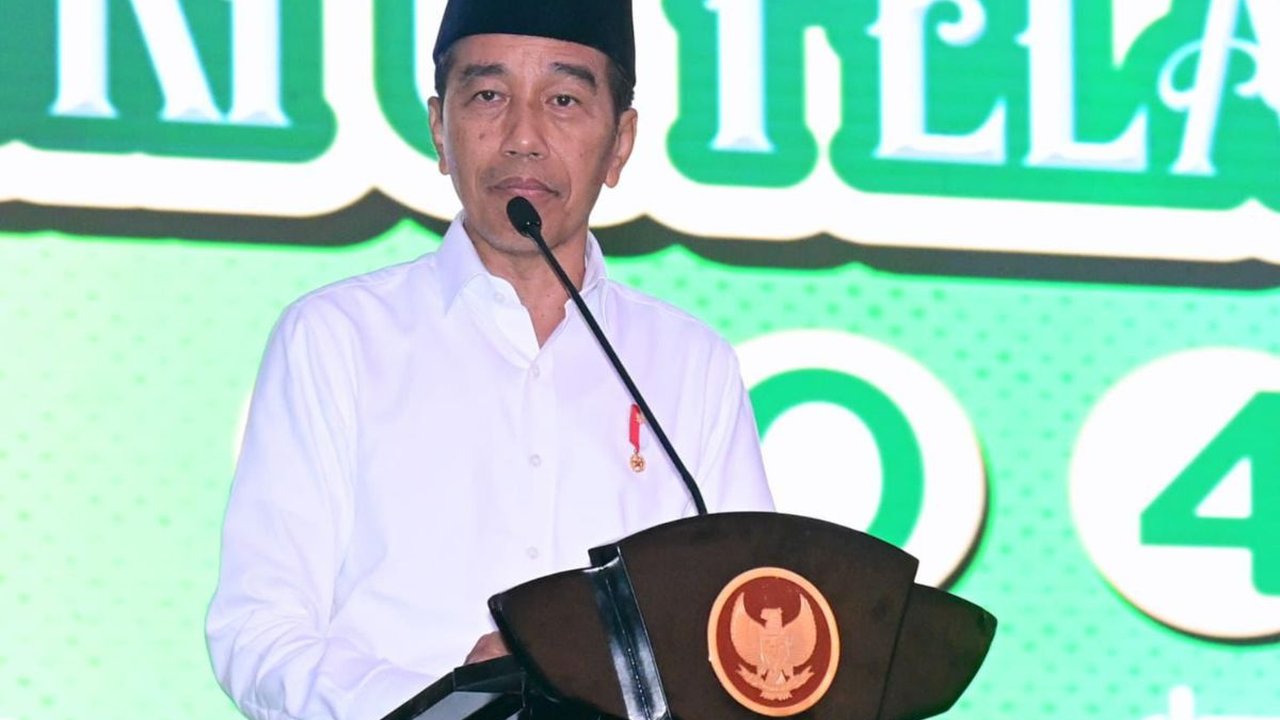 Jokowi Ajak Seluruh Santri dan Pelajar Gunakan Hak Pilih di Pemilu 2024