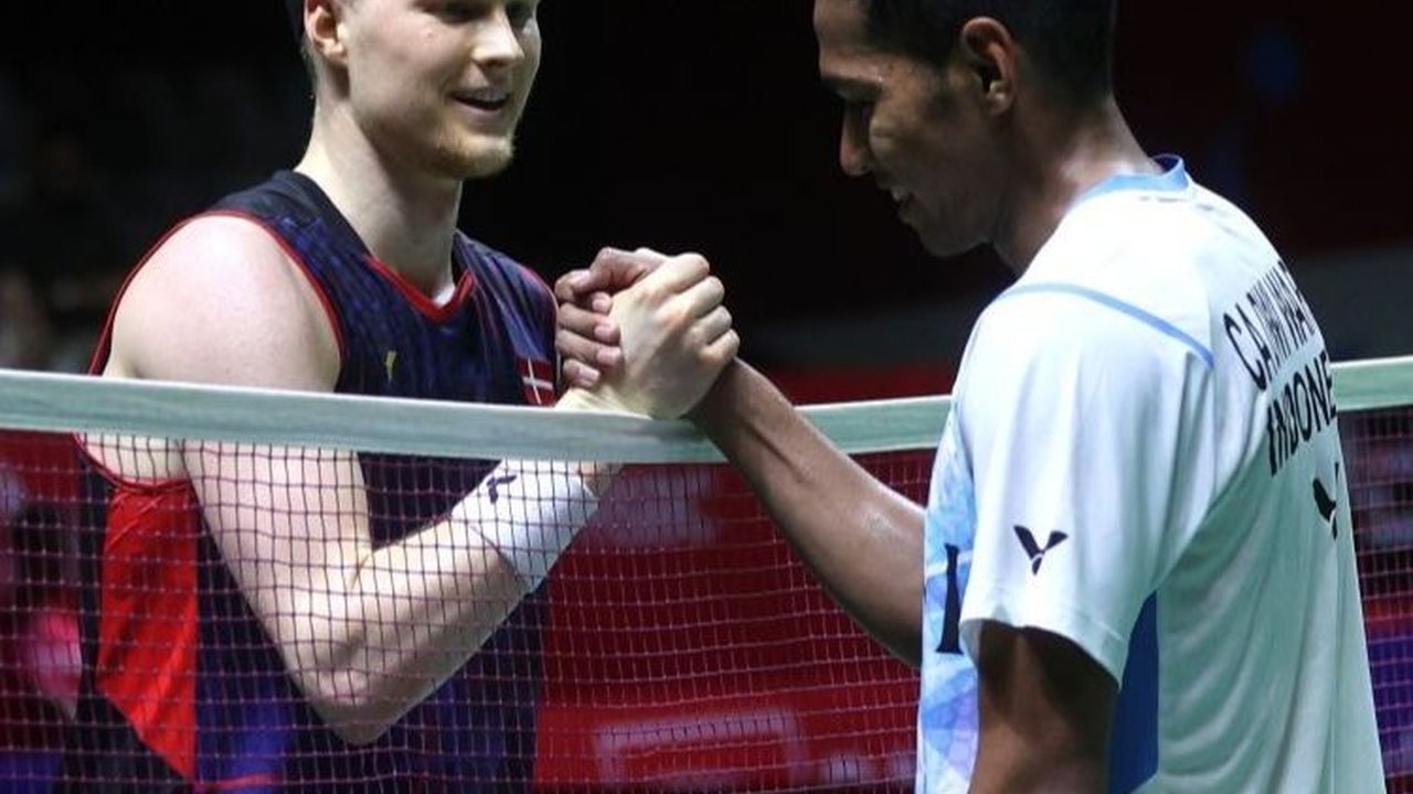 FOTO: Dibungkam Denmark, Langkah Tunggal Putra Indonesia Chico Dwi Wardoyo Pupus Ikut Jejak Jonatan Christie