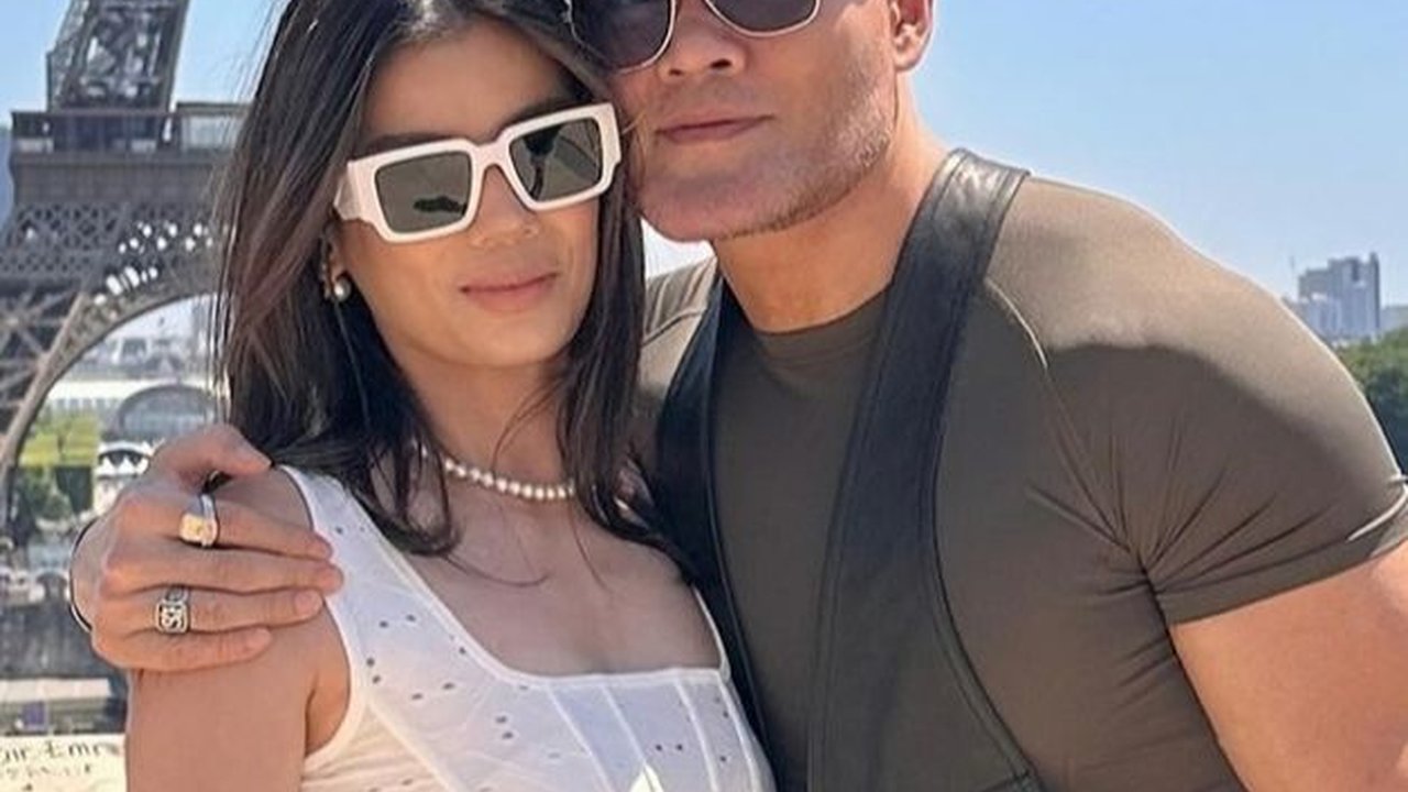 Intip Potret Romantis Deddy Corbuzier dan Sabrina Chairunnisa Tetap Harmonis Meski Terpaut Usia 16 Tahun