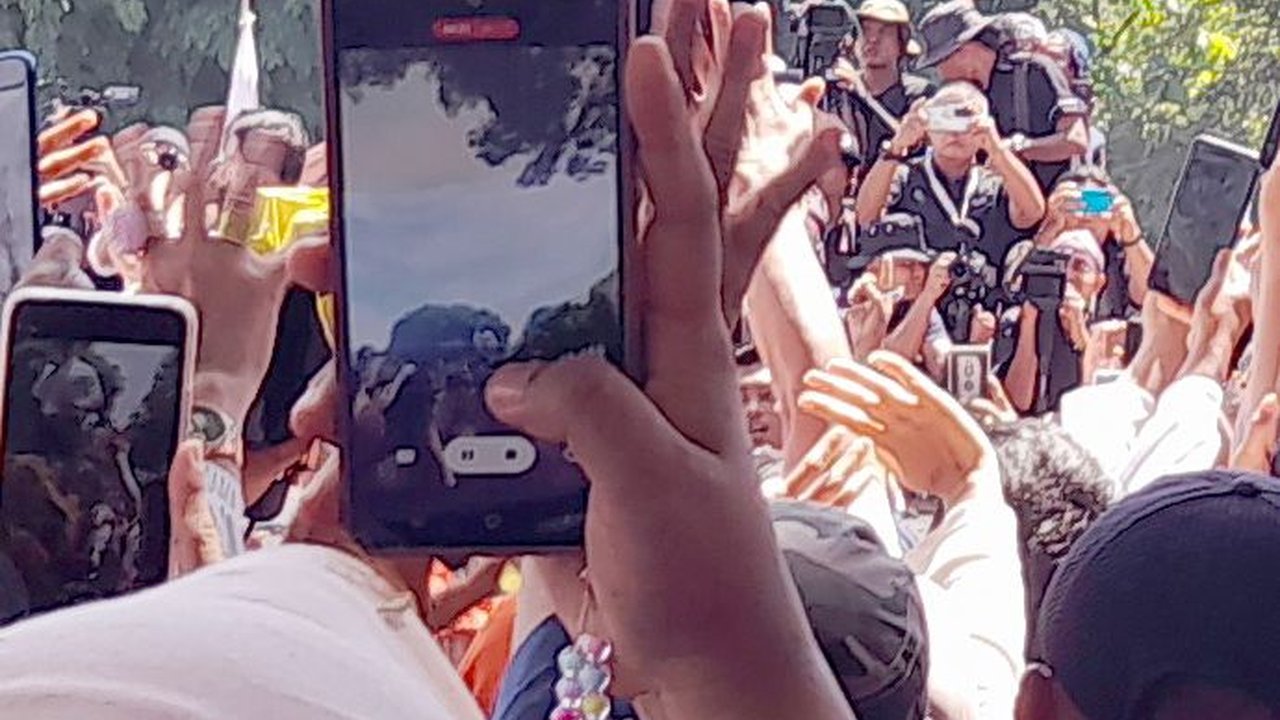 Kampanye Akbar di Sumbar, Anies Sebut Indonesia Sedang Tidak Baik-Baik