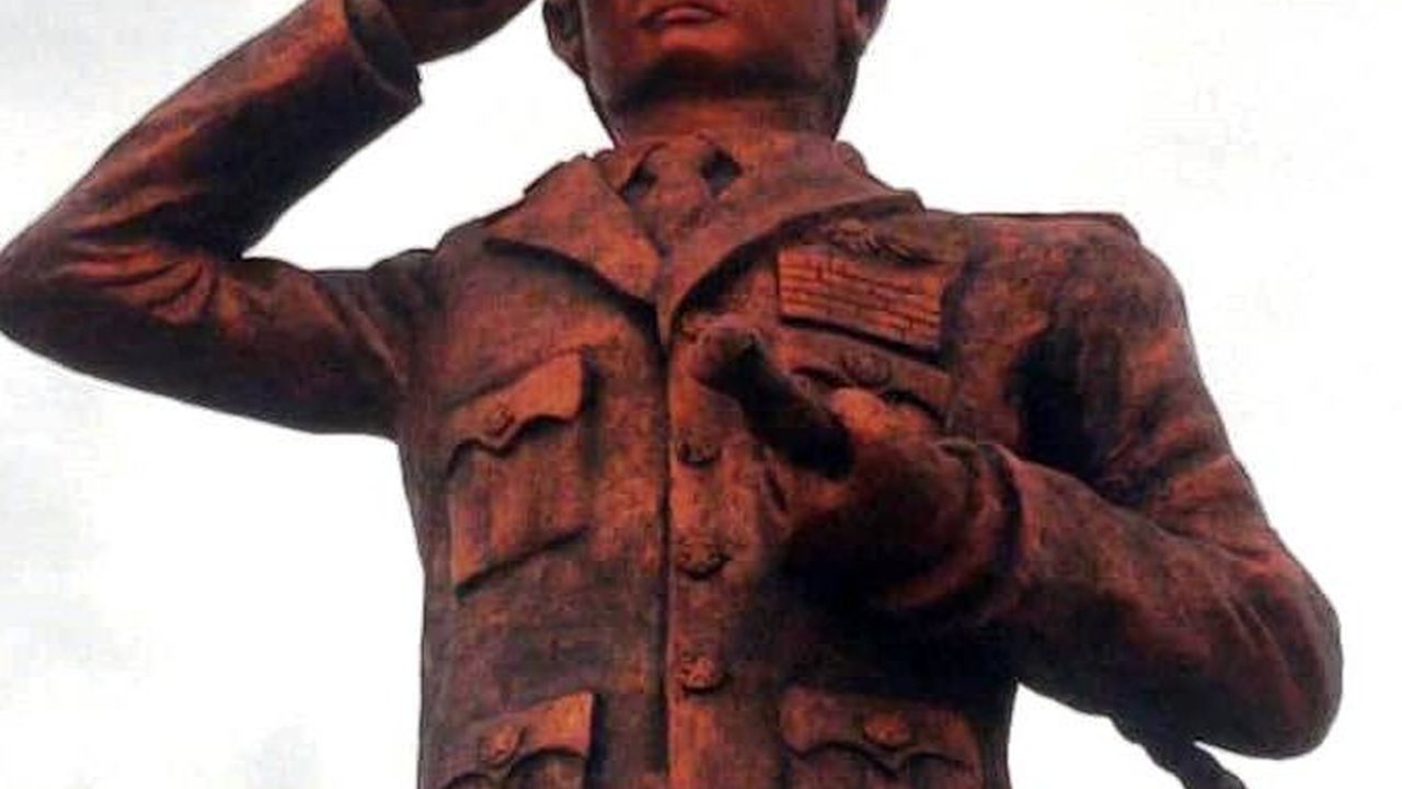 Patung Bung Karno di Banyuasin Mendapat Kritikan dari Dewan Kesenian Sumsel, Ini Alasannya