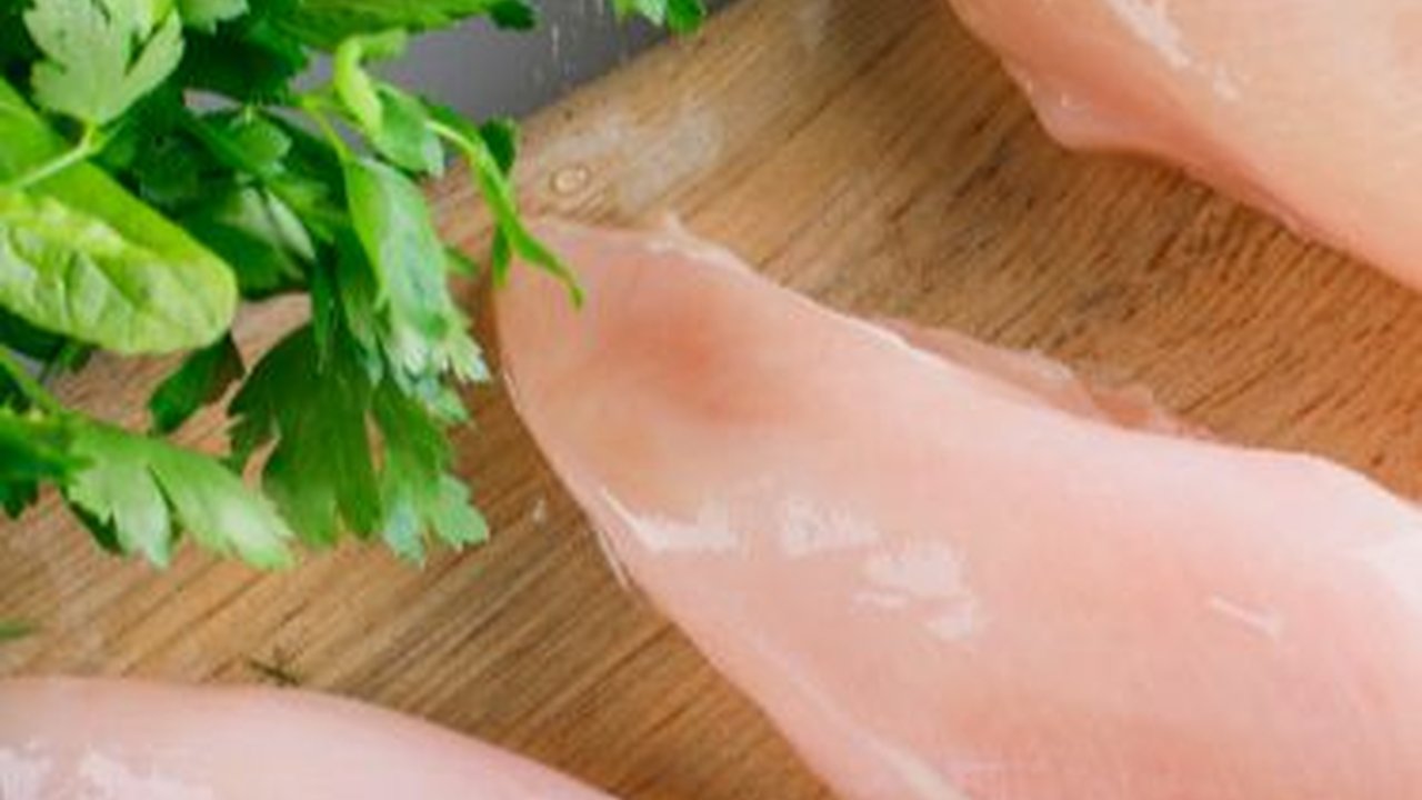 7 Manfaat Dada Ayam untuk Diet, Sajian Tinggi Protein namun Rendah Kalori