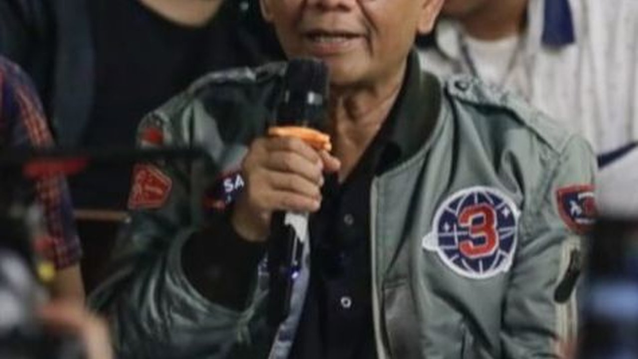 Momen Pendukung Anies Bertanya ke Mahfud MD, Berakhir Minta Foto Bareng