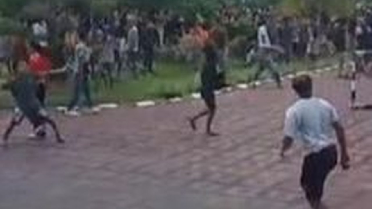 Belasan Orang Teridentifikasi Sebagai Pelaku Perusakan Kantor Gubernur Jambi