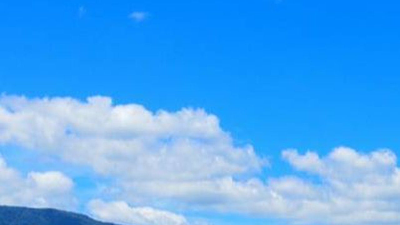 Mengunjungi Pasir Putih Parbaba, Pantai di Tepi Danau Toba yang Unik dan Wajib Dikunjungi