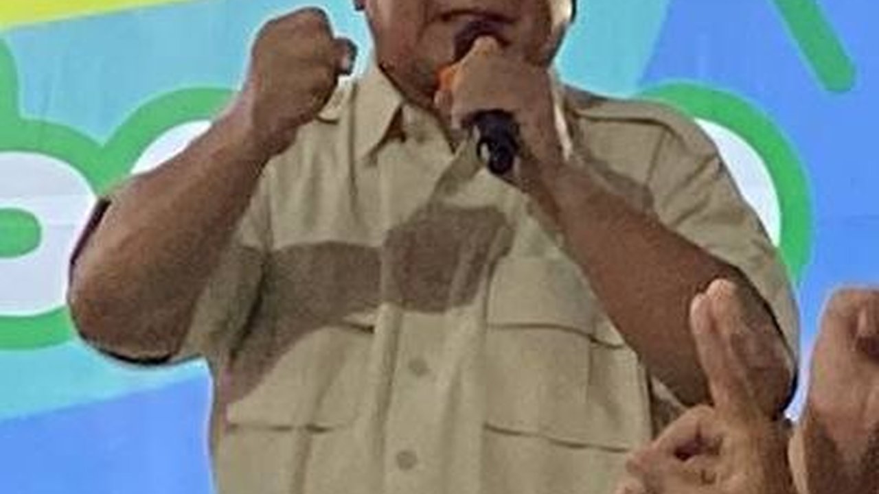 Prabowo ke Budiman Sudjatmiko: Sorry Man, Dulu Gua Kejar-Kejar Lo