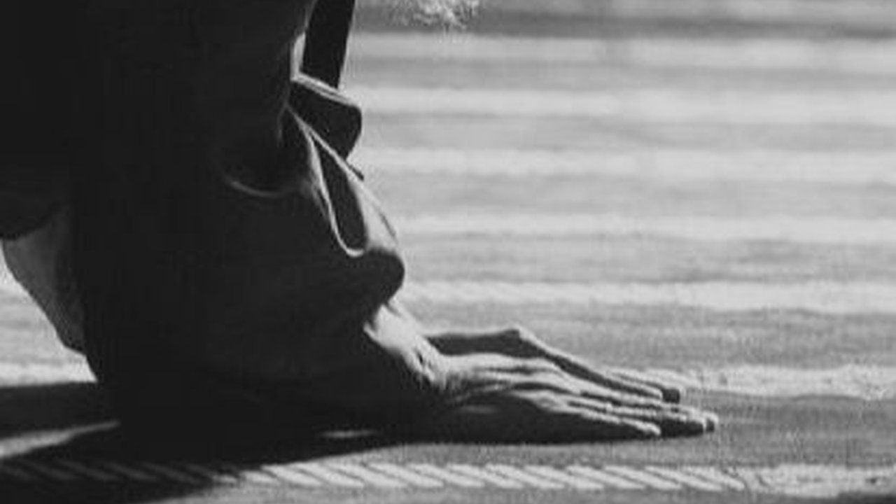 Doa setelah Sholat Taubat dan Artinya, Ketahui Syarat Melakukannya