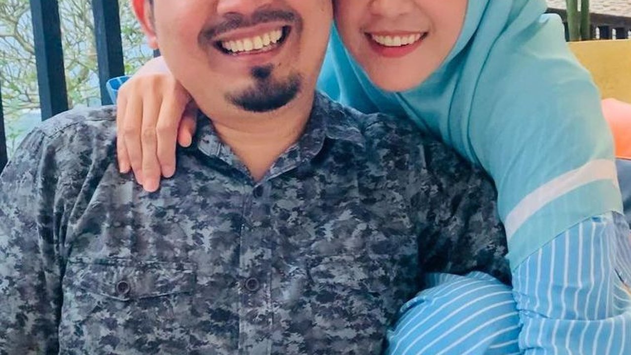 Wow, Koleksi Sepatu Mewah Milik Ustaz Solmed Harganya Bikin Tepuk Jidat