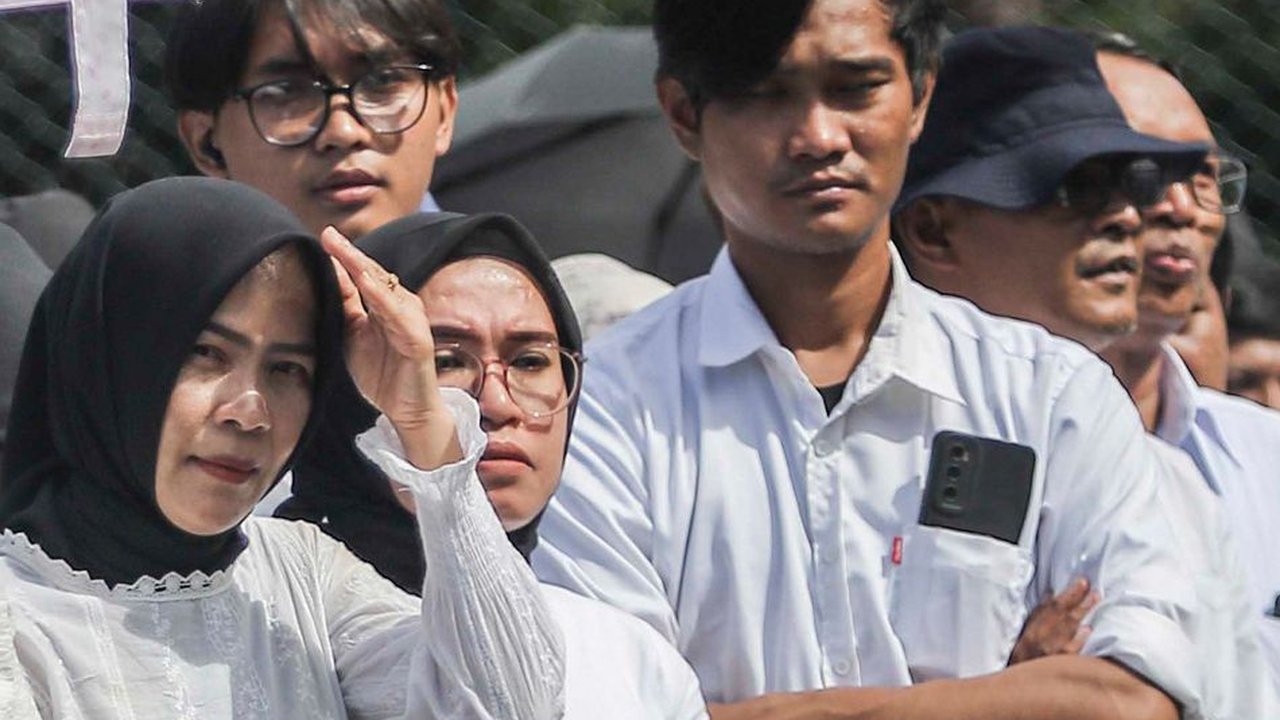 Jadi ‘Pekerjaan Idaman’ di Media Sosial, Ini Tugas dan Gaji Anggota KPPS 2024