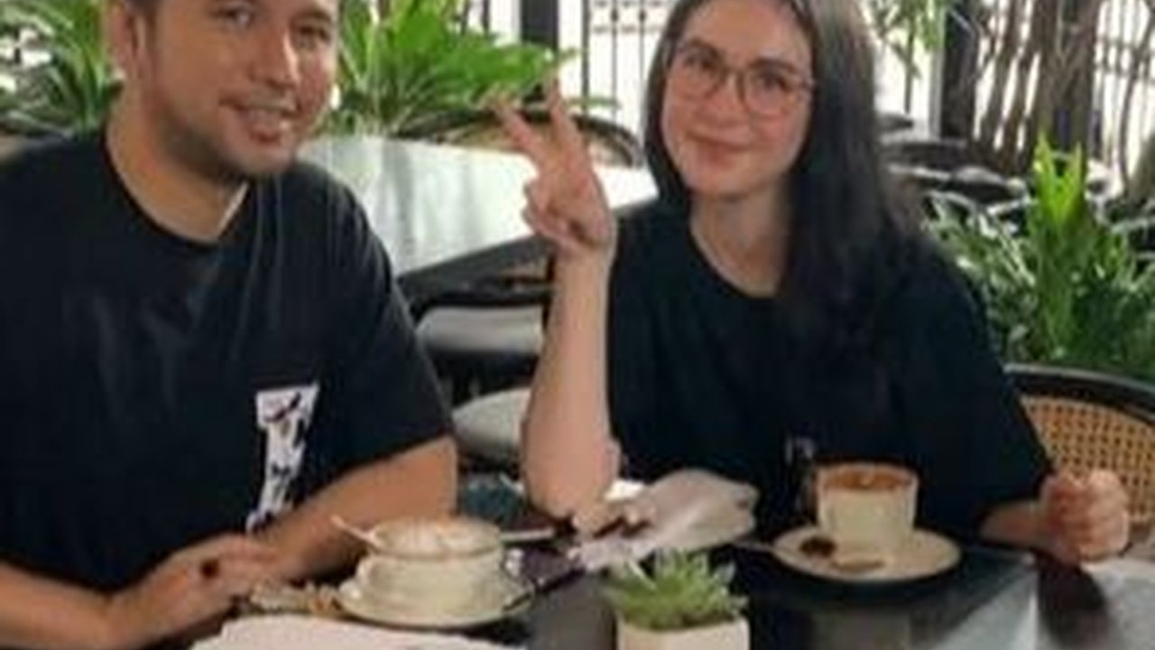 Arumi Bachsin Ungkap Chat Mesra Suami yang Salah Kirim di Grup Kerja, Bikin Ngakak