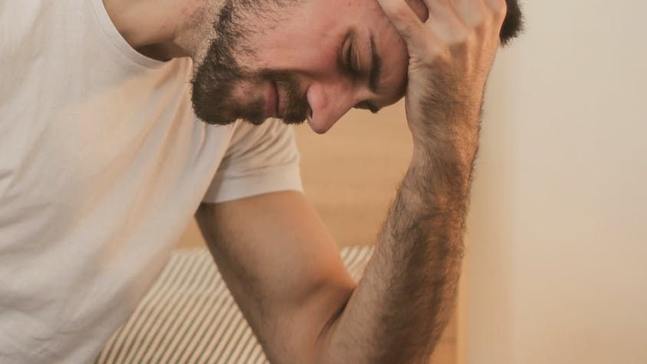 Cara Mengatasi Sakit Kepala saat Bangun Tidur, Kenali Penyebabnya