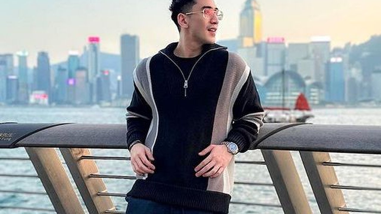 10 Potret Verrell Bramasta Liburan di Hongkong, Gara-gara Foto ini Langsung Ramai Disebut 'Cocok jadi Ayah'