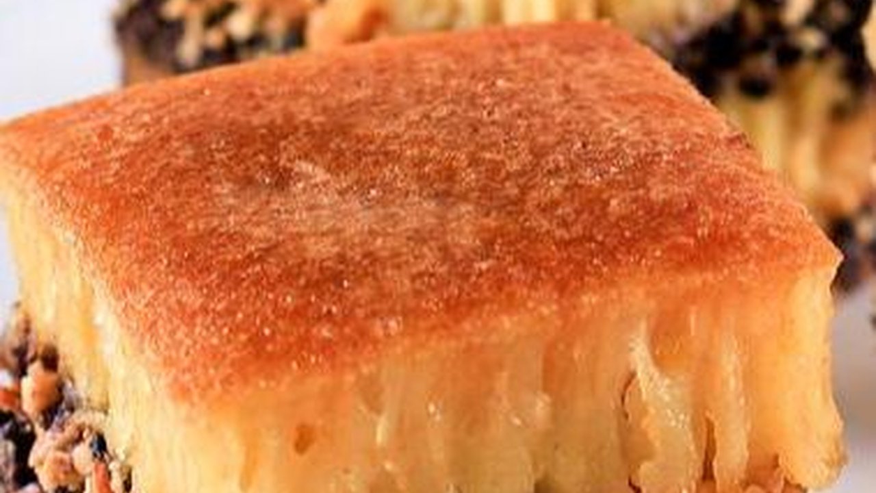 Resep Kue Terang Bulan yang Enak dan Sederhana, Camilan Lezat Bikin Nagih