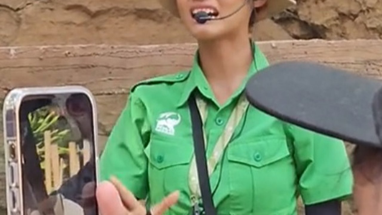 Viral Petugas Kebun Binatang di Solo Parasnya Disebut Mirip Pevita Pearce, Intip Deretan Potretnya