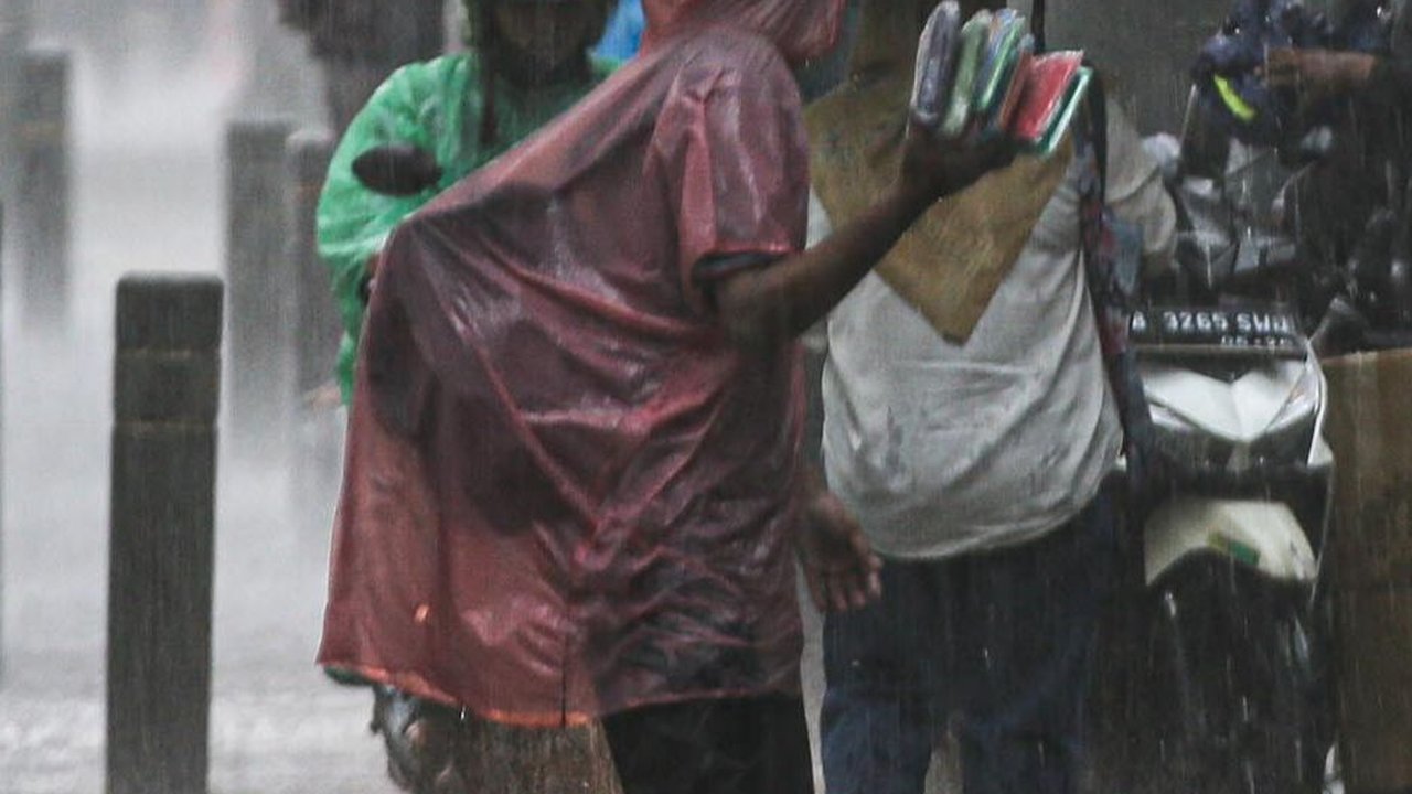 Hujan di Jakarta Merata Sejak Pagi Hari Ini, Bagini Penjelasan BMKG