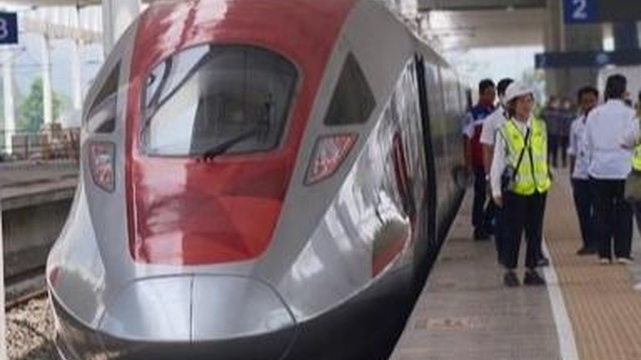 Kereta Cepat Whoosh Sepi Penumpang, Anak Buah Erick Thohir Beri Penjelasan Begini