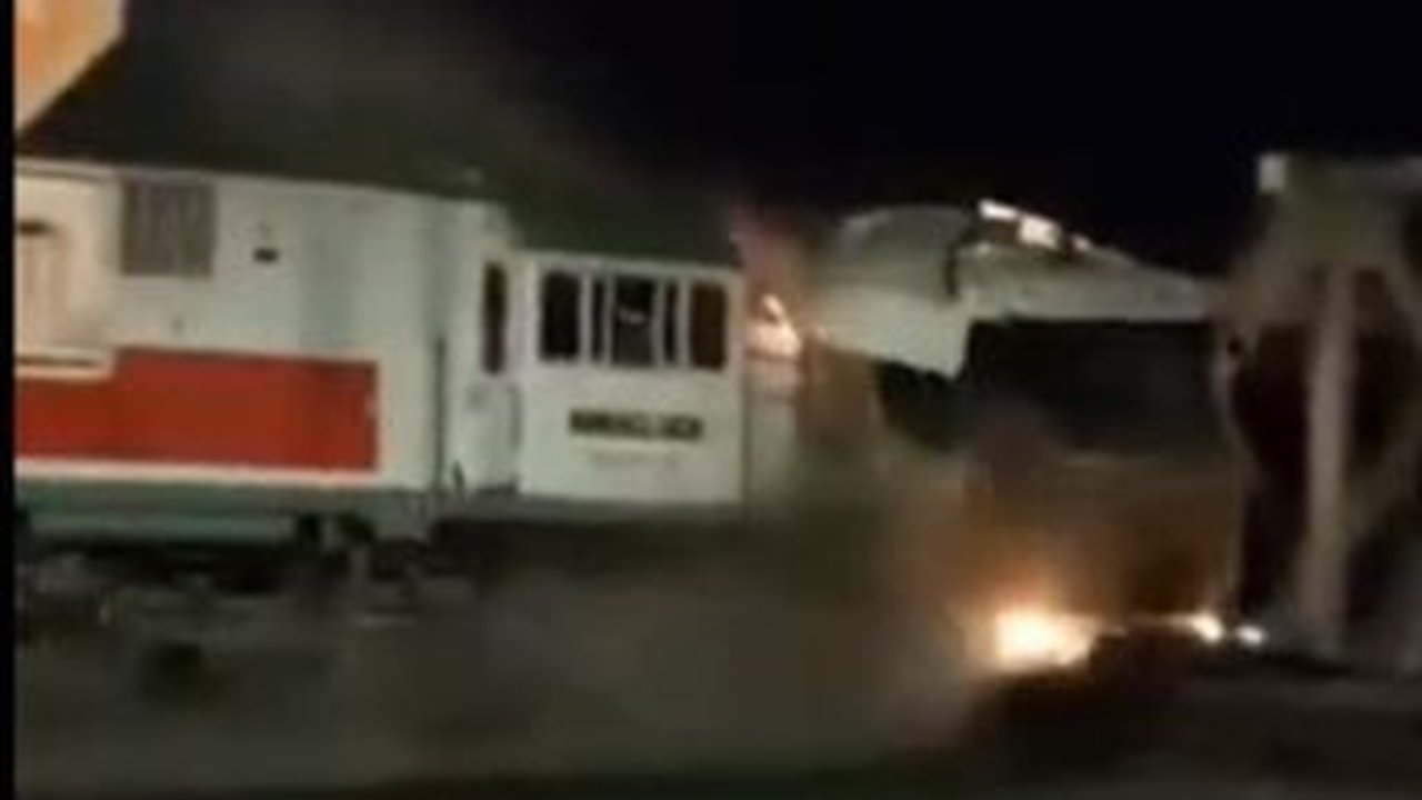 Sopir Truk Penyebab Kecelakaan KA di Semarang Dituntut 6 Bulan Penjara