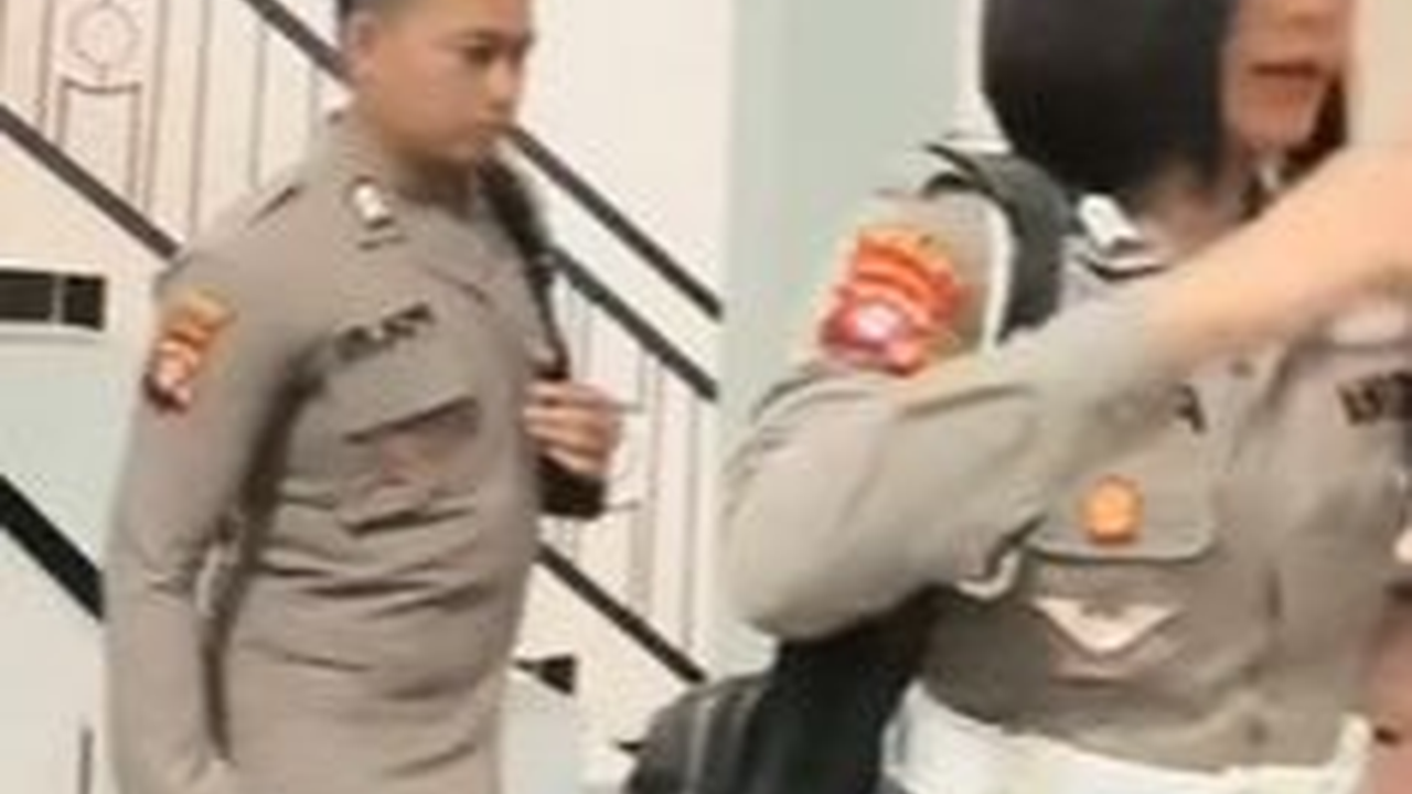 Sama-sama Berdinas di Kepolisian, Pasangan Suami Istri Ini Kompak Kerja Sama saat di Rumah Sang Suami Cuci Piring