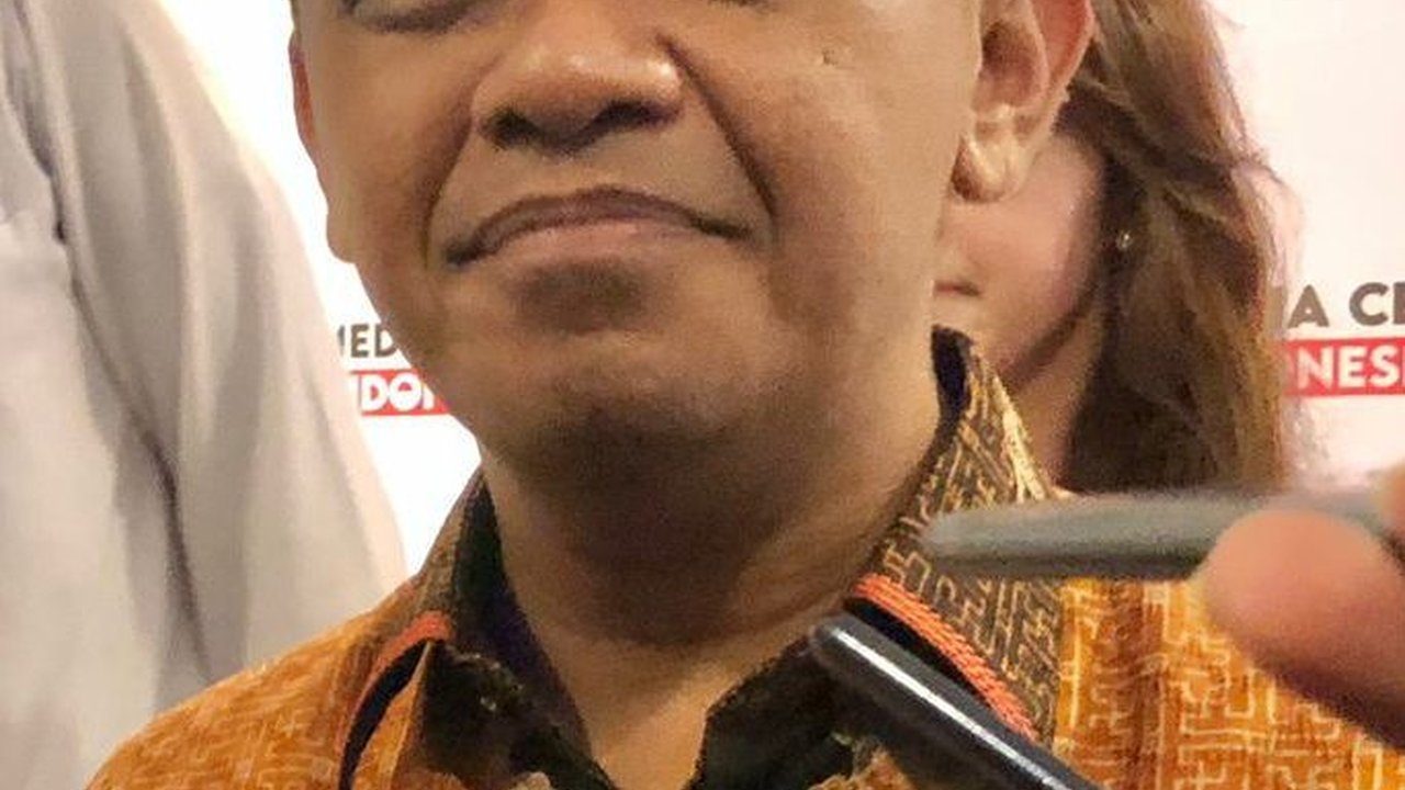 Tak Libatkan Mensos Risma Saat Bagikan Bansos, Ini Penjelasan Bahlil