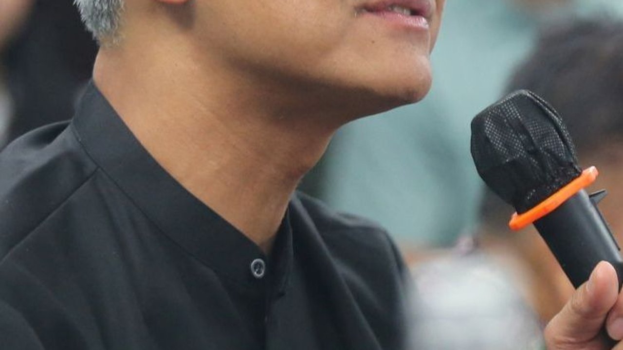 Ganjar: Mereka yang Punya Konflik Kepentingan Sebaiknya Mundur Seperti Mahfud