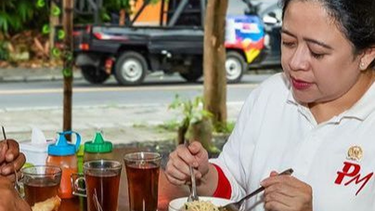Puan Maharani dan Bambang Pacul Makan Bakso Bareng: Lapar, 3 Mangkok, 3 Gelas, 3 Saos