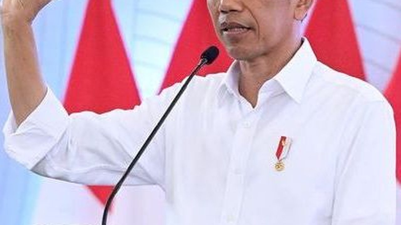 Presiden Jokowi Akhirnya Respons Rencana Pengunduran Mahfud MD: Kondisi Kabinet Solid
