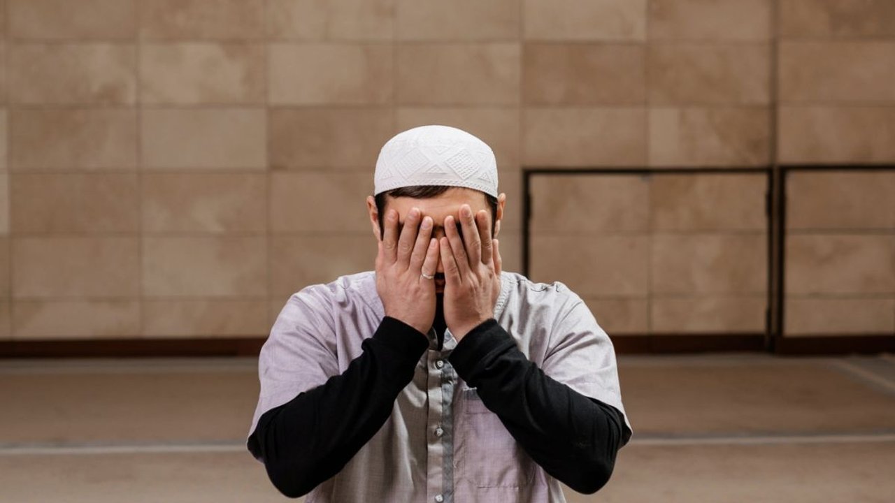 Bacaan Doa Hajat dan Artinya, Perlu Diamalkan Umat Muslim