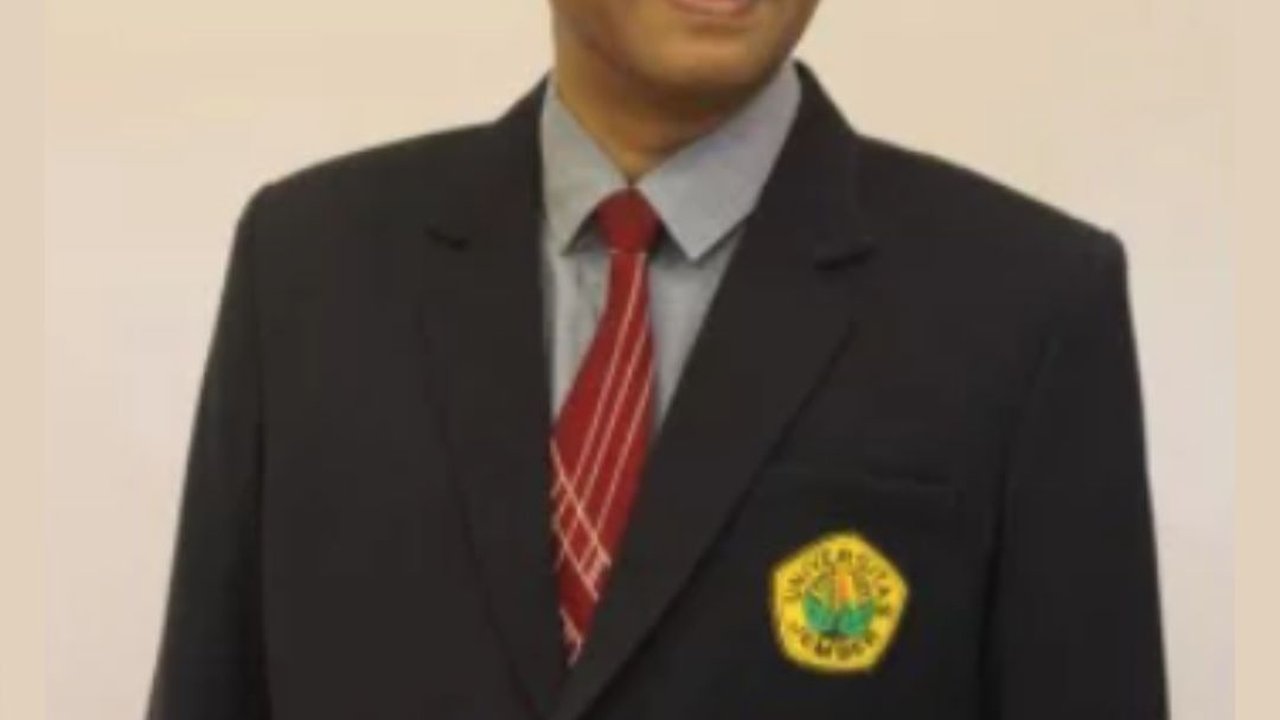 Lebih Dekat dengan Iwan Taruna, Kembali Terpilih Jadi Rektor Unej tapi Pilih Naik Kendaraan Sederhana