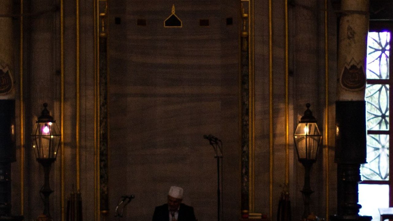 50 Quote Menenangkan Hati yang Cocok Dijadikan Sebagai Status di Media Sosial