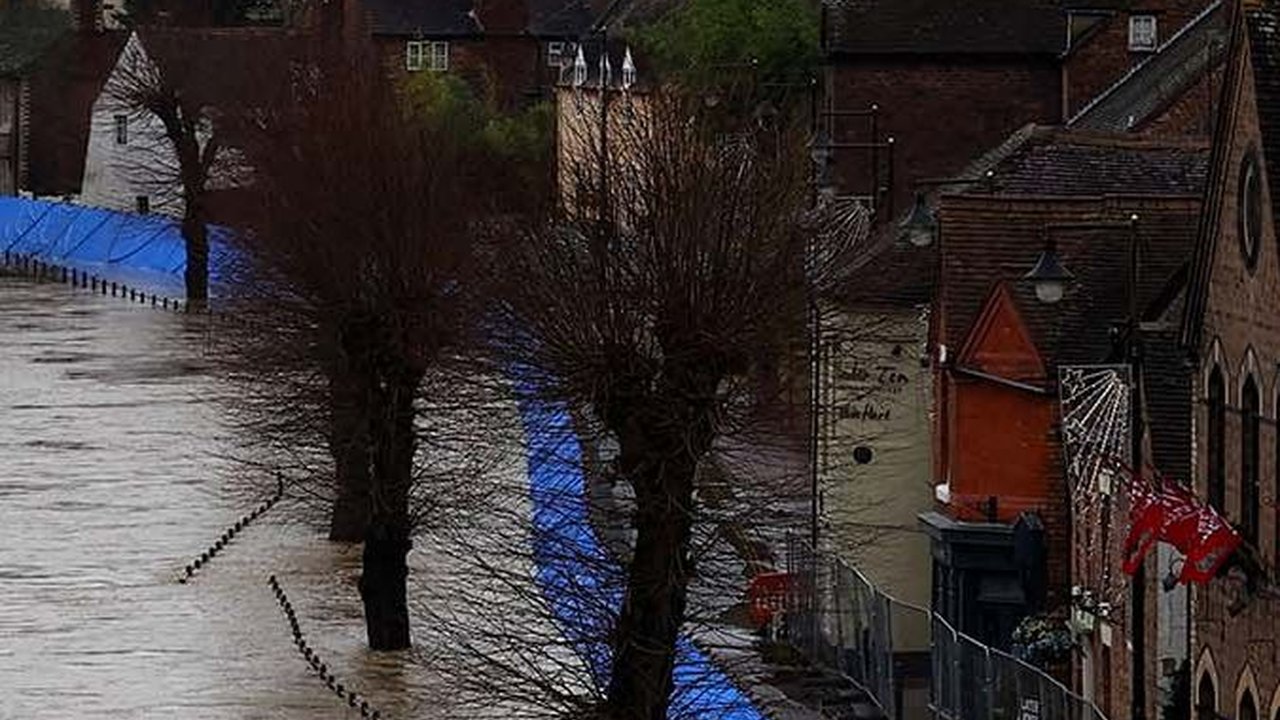 FOTO: Mengintip Cara Jitu Inggris Cegah Banjir dari Luapan Sungai Severn
