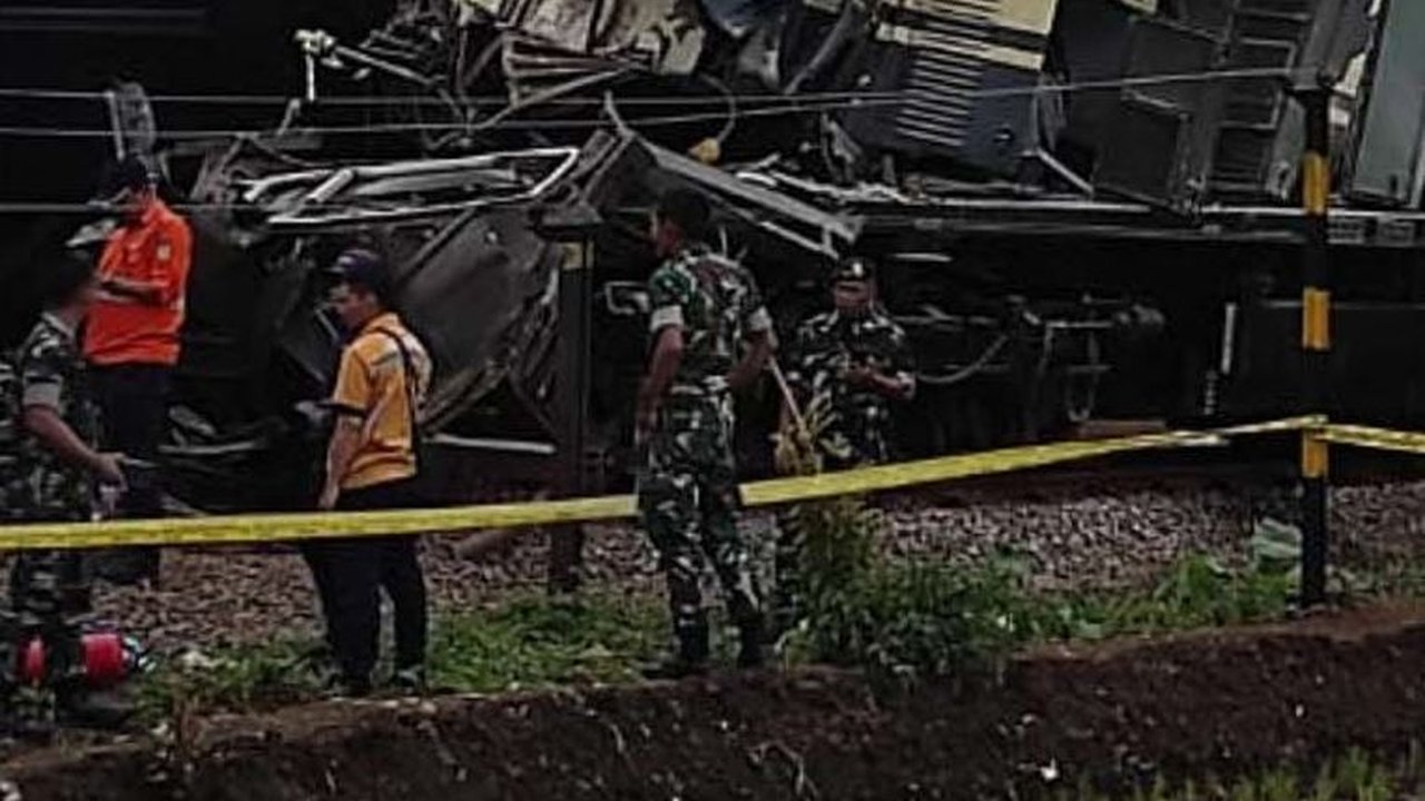 Sejumlah KA Terlambat Tiba akibat Kecelakaan di Cicalengka, Daop 6 Minta Maaf