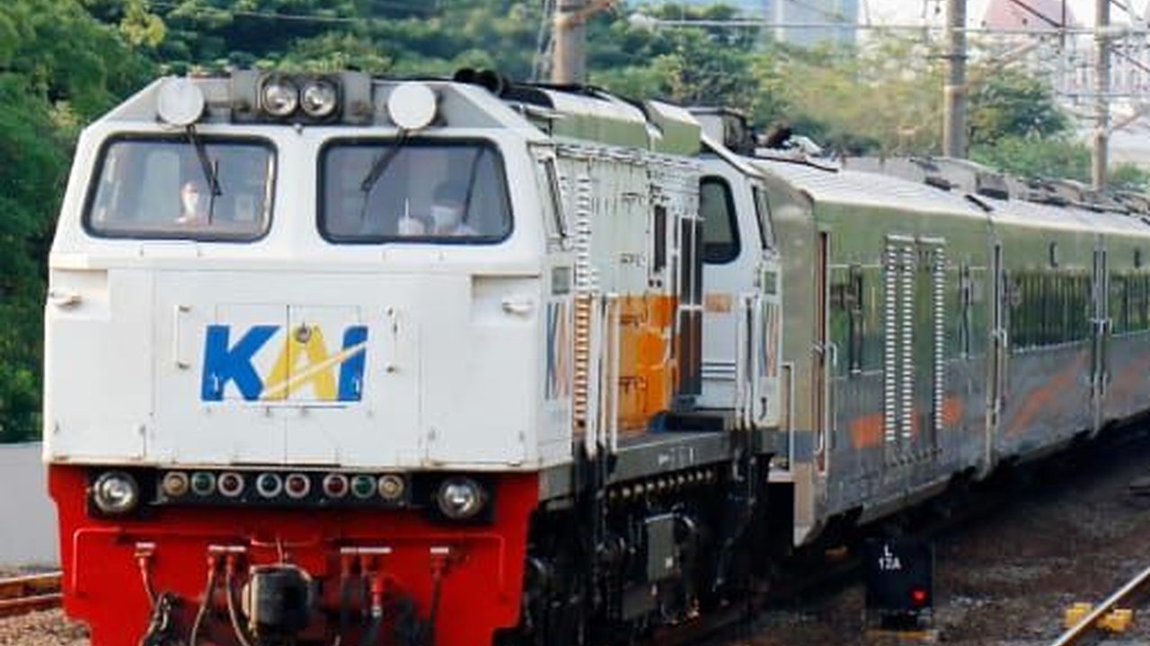 Tak Hanya Masinis, Peran Ini Sangat Krusial dalam Lalu Lintas Kereta Api
