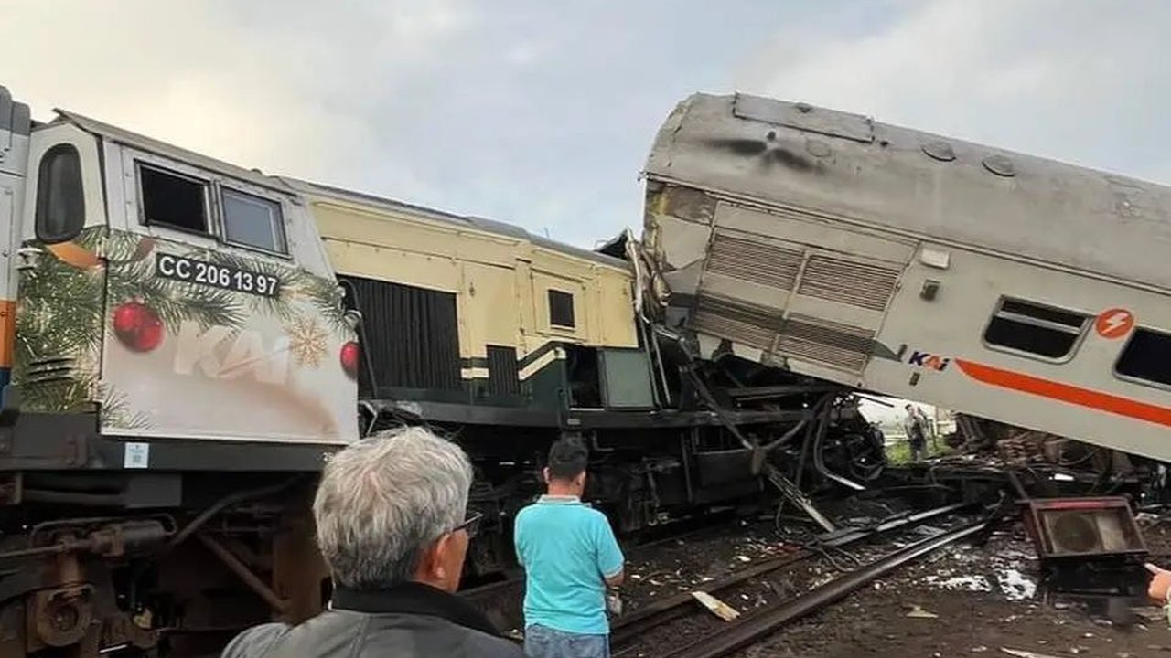 KAI Bentuk Tim Investigasi Kecelakaan Kereta di Cicalengka