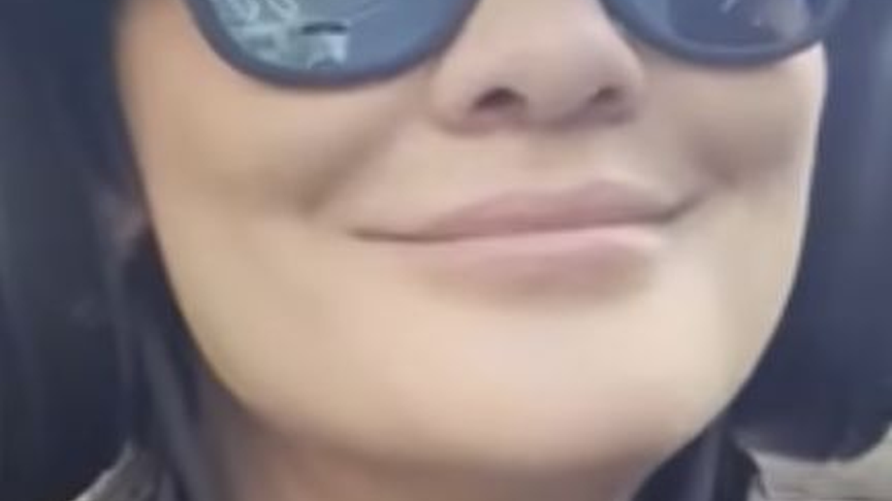 Potret Luna Maya dan Maxime Bouttier Jalan-jalan di Bali Naik Motor, So Sweet Banget!