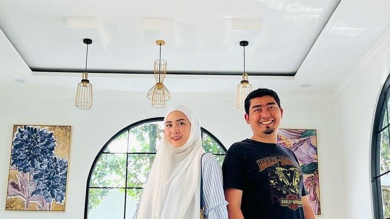 Potret Mewah Rumah Ustaz Solmed dan April Jamine, Luas Setengah Hektare dan Fasilitas Lengkap