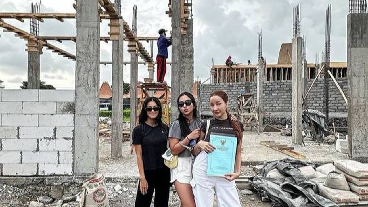 Sudah Kembali Bergelimang Harta, Potret Lucinta Luna Bangun Villa Baru nan Mewah di Canggu Bali