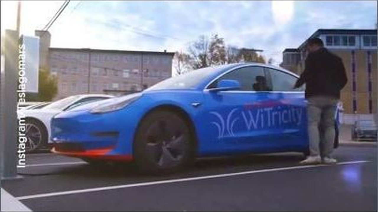 VIDEO: Mudahnya Ngecas Mobil Listrik Kalau Punya Fitur Wireless Charging