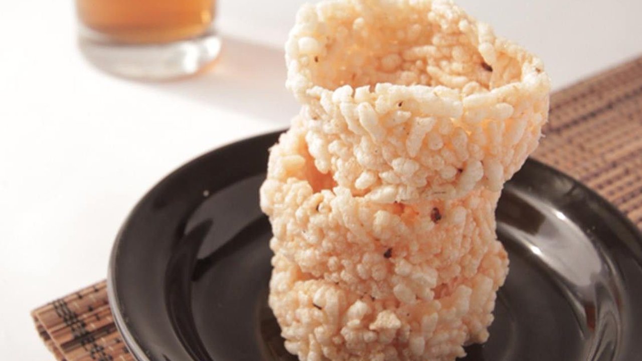 Cerita Unik di Balik Renyahnya Rengginang, Camilan Khas Sunda yang Tercipta secara Tak Sengaja