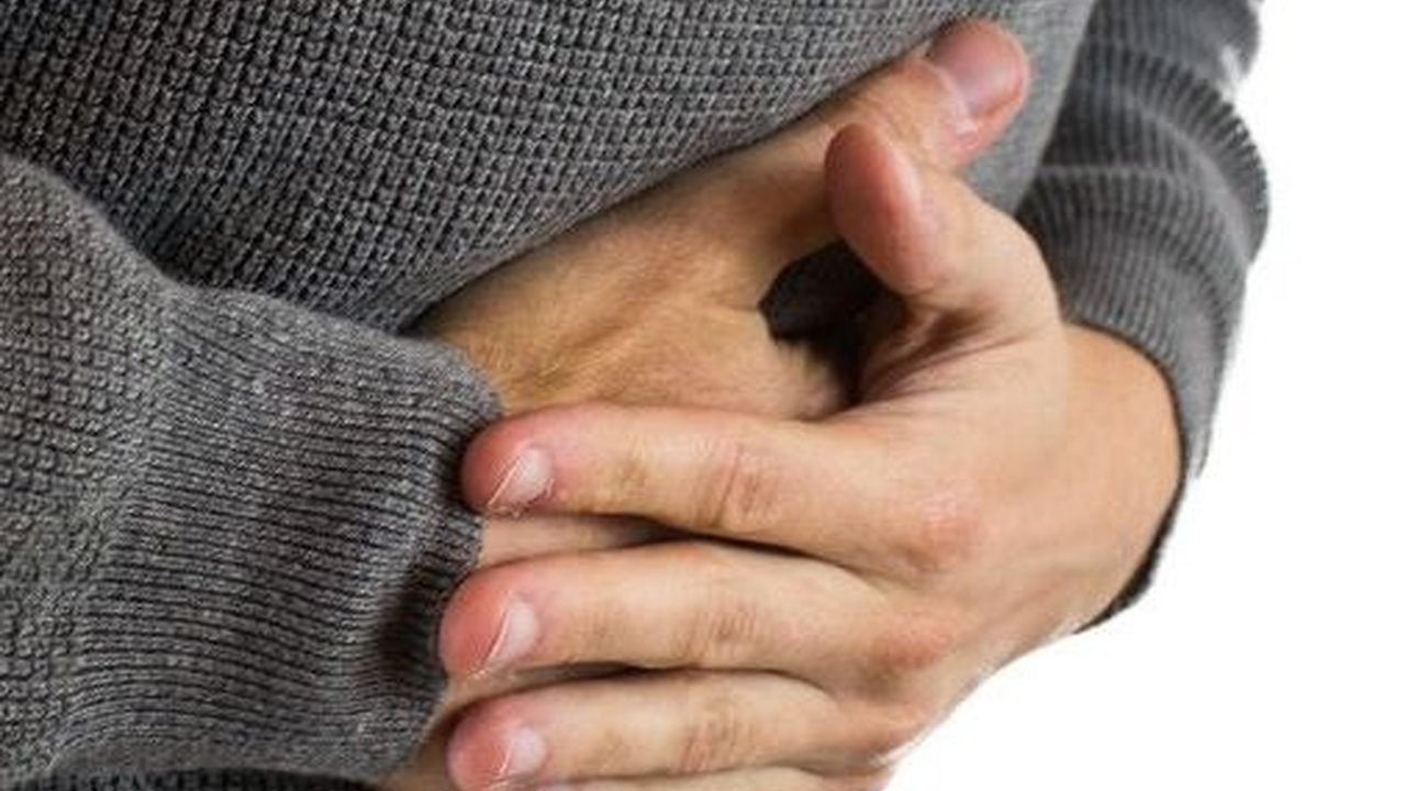 4 Penyebab Sakit Perut saat Bangun Tidur Pagi Hari yang Tak Nyaman dan Mengganggu