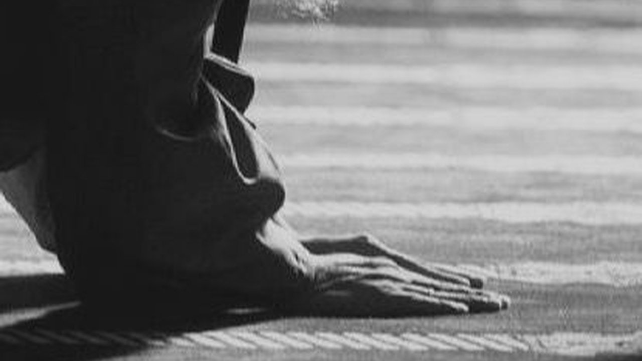 Urutan Sholat Malam antara Taubat dan Tahajud, Lengkap dengan Tata Caranya