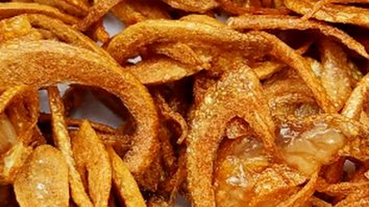 Dinobatkan Jadi Bumbu Terenak di Dunia, Ini Cara Membuat Bawang Goreng Sendiri yang Super Kriuk