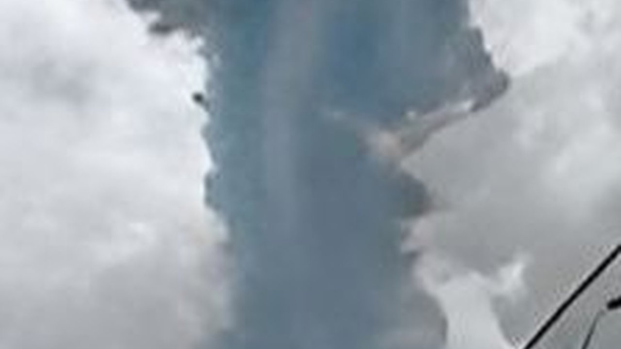 Breaking News! Gunung Marapi Sumbar Naik Level III Siaga, Warga Diminta Segera Menjauh