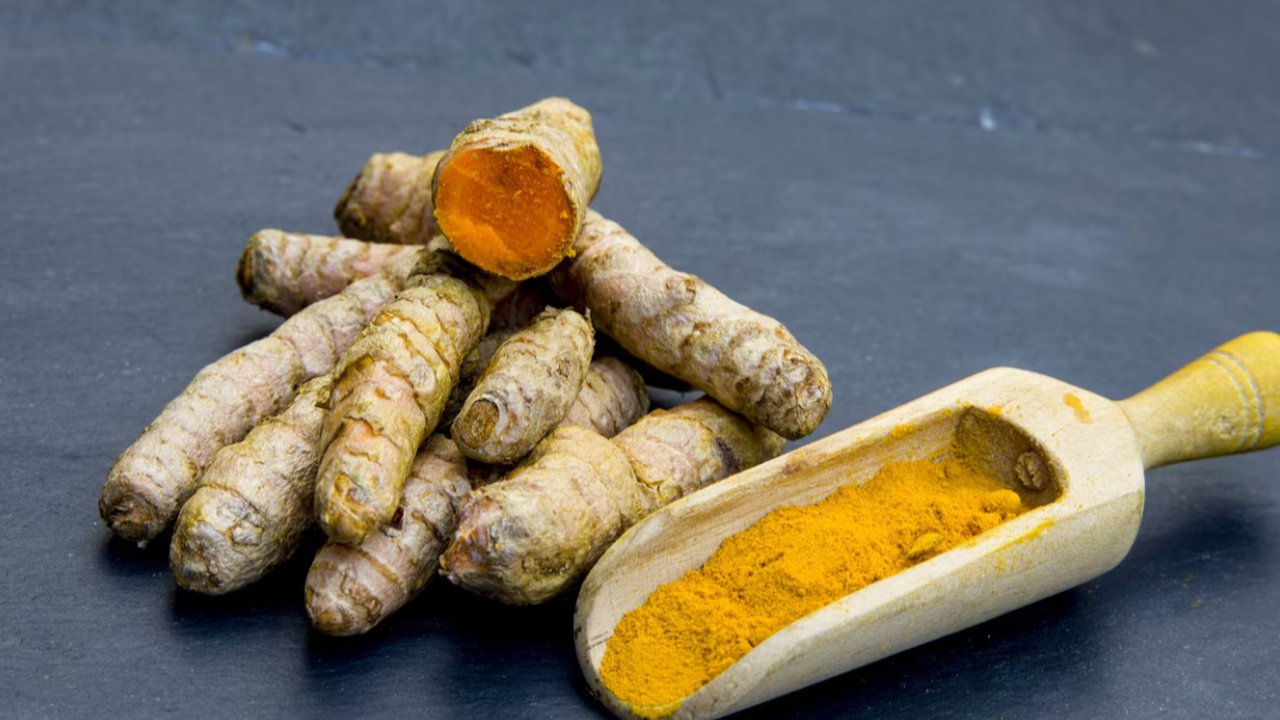 Khasiat Kunyit: Tanaman Obat yang Dapat Membantu Melawan Infeksi dan Menurunkan Kolesterol